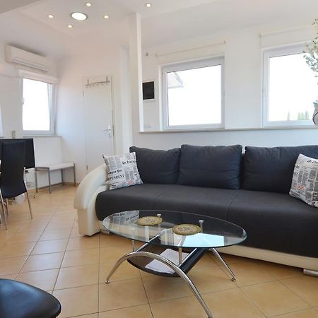Apartment Zdenac Rovinj Bagian luar foto